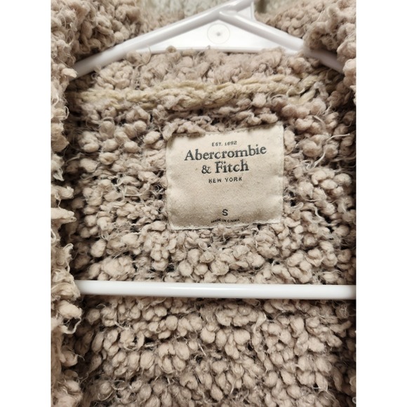 Abercrombie & Fitch Teddy Coat/Sweater Sz Small, Beige - Picture 3 of 4